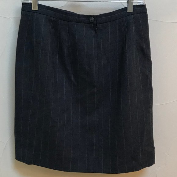 Talbots Grey Pinstripe Wool Skirt 12P - Picture 2 of 4